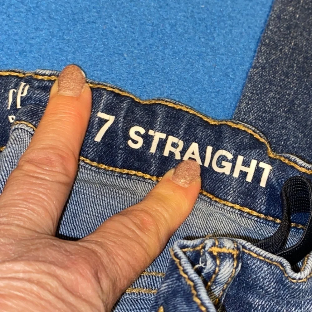 Gap kids boys 7 straight jeans with fake button